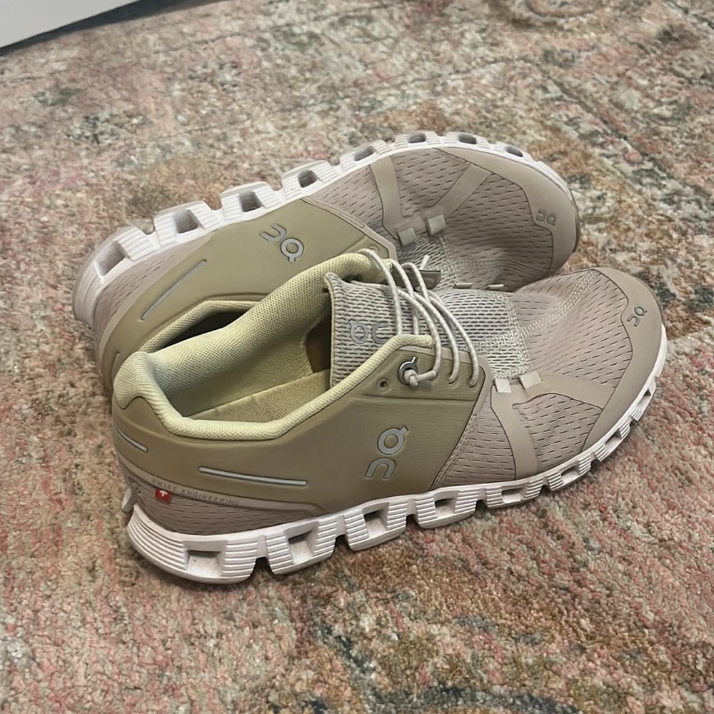 Women’s OnClouds